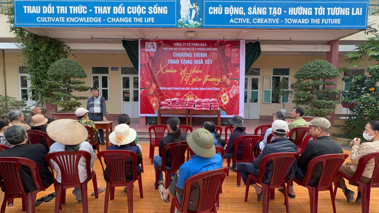 D&A thực hiện chương trình trao qua tết 2026 tại phường Nam Định